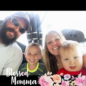 Meet your Posher, April